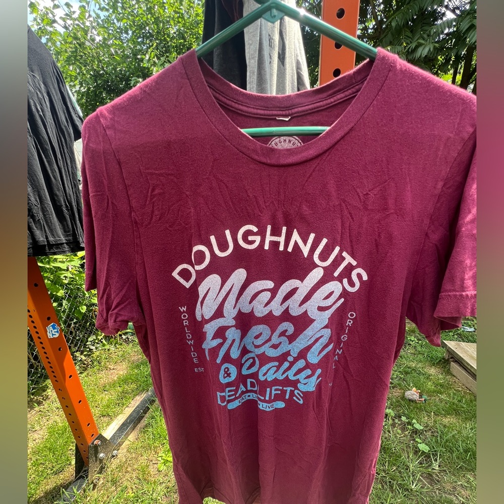 Doughnuts and Deadlifts tshirt. Size medium.